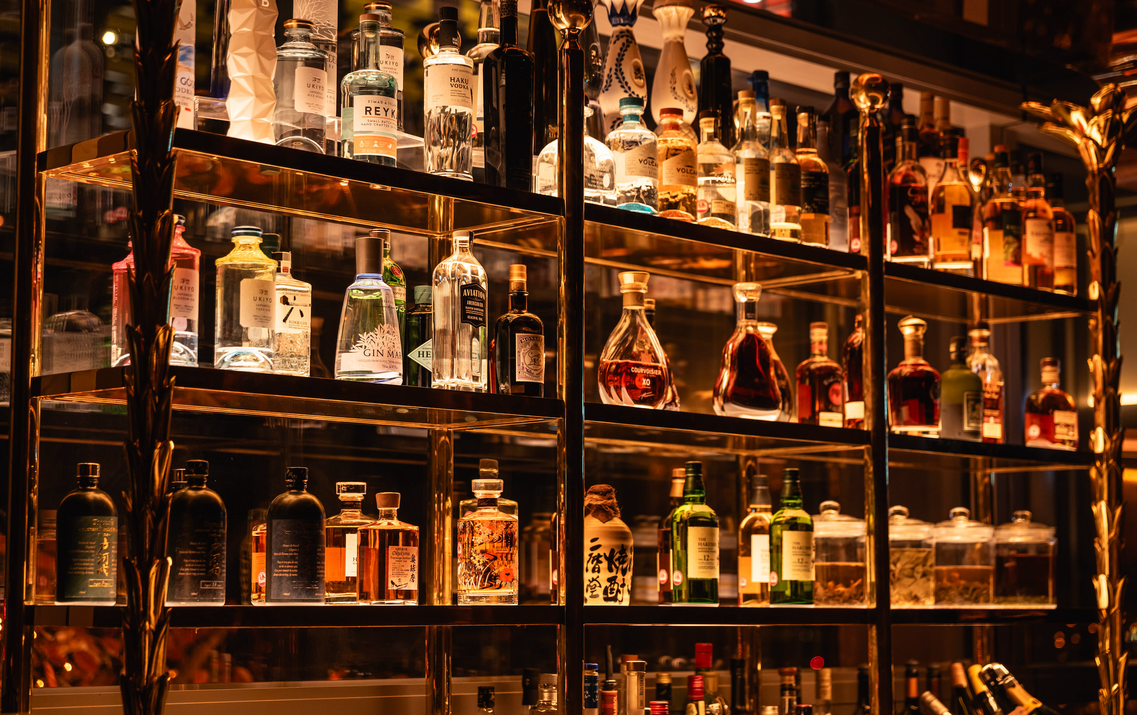 samba room bar display