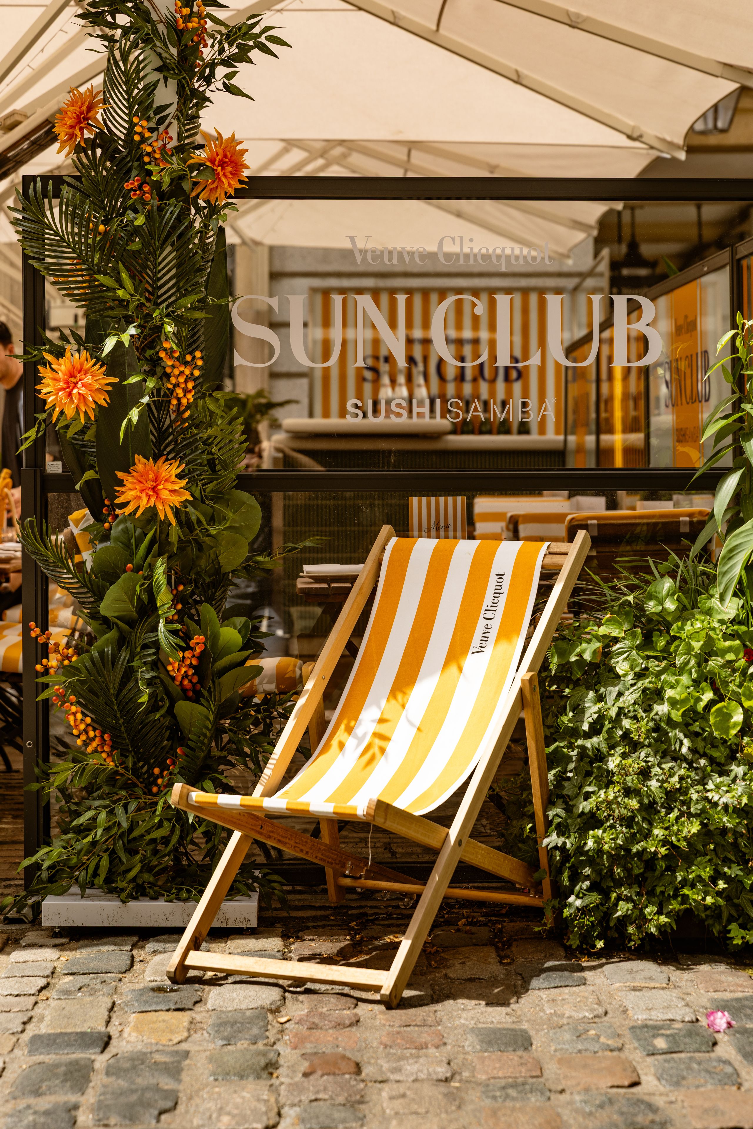SUSHISAMBA Covent Garden veuve cliquot sun club terrace lounge chair