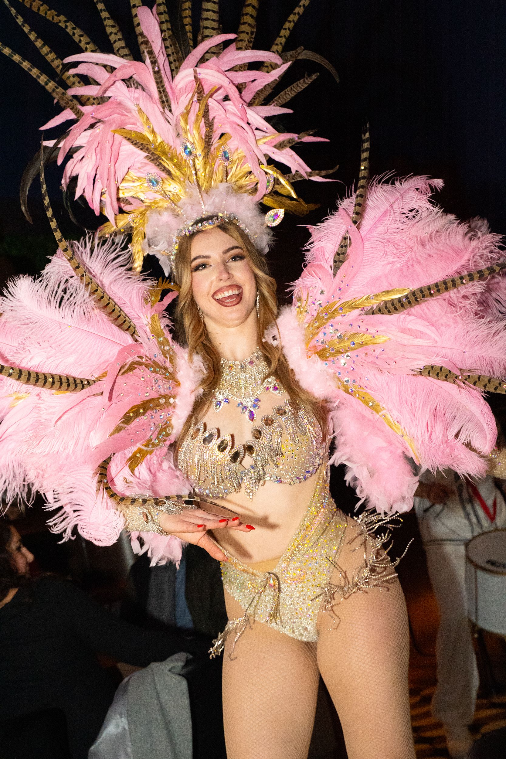 samba dancer las vegas
