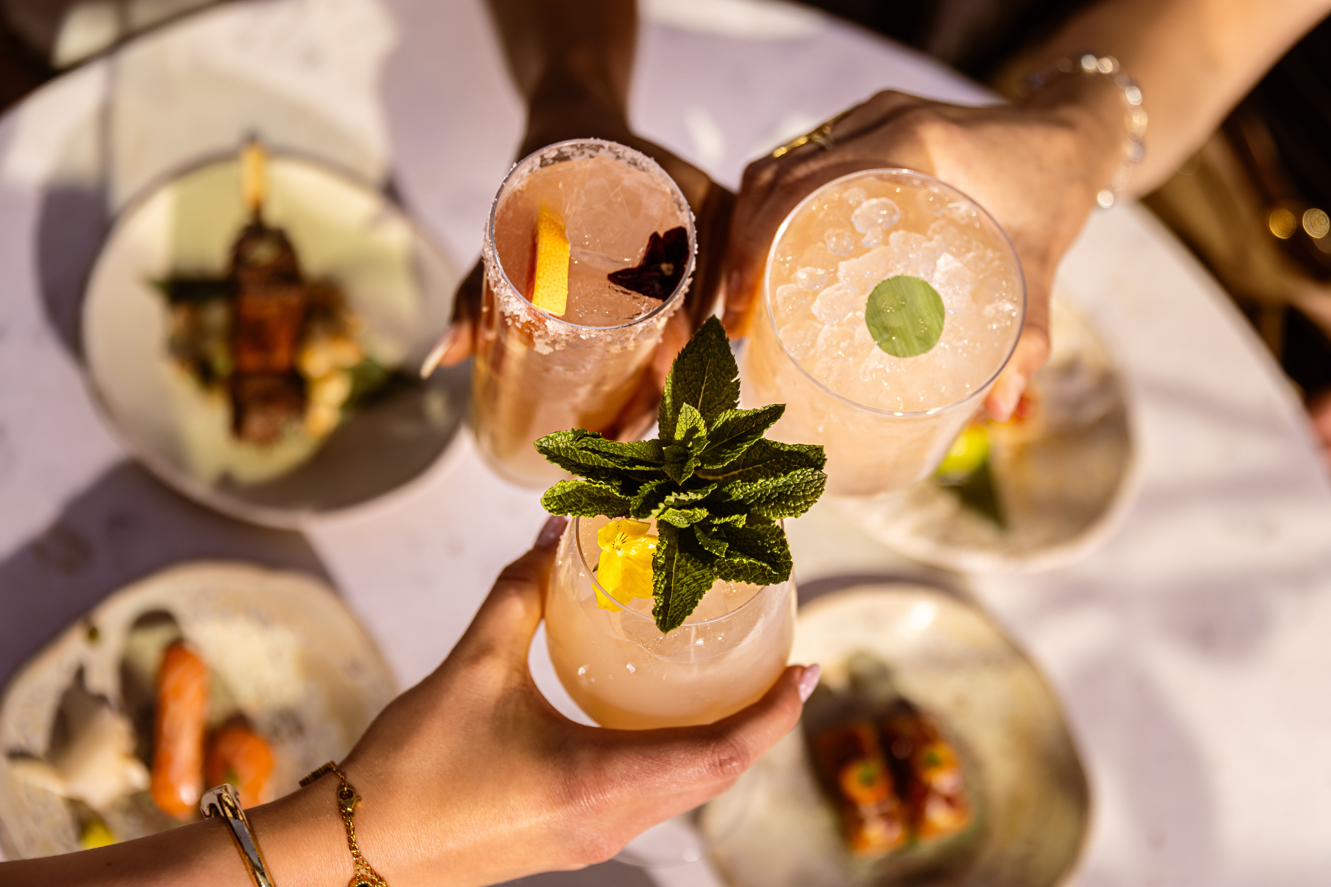 Drinks cheer at SUSHISAMBA Covent Garden's SAMBA HOUR