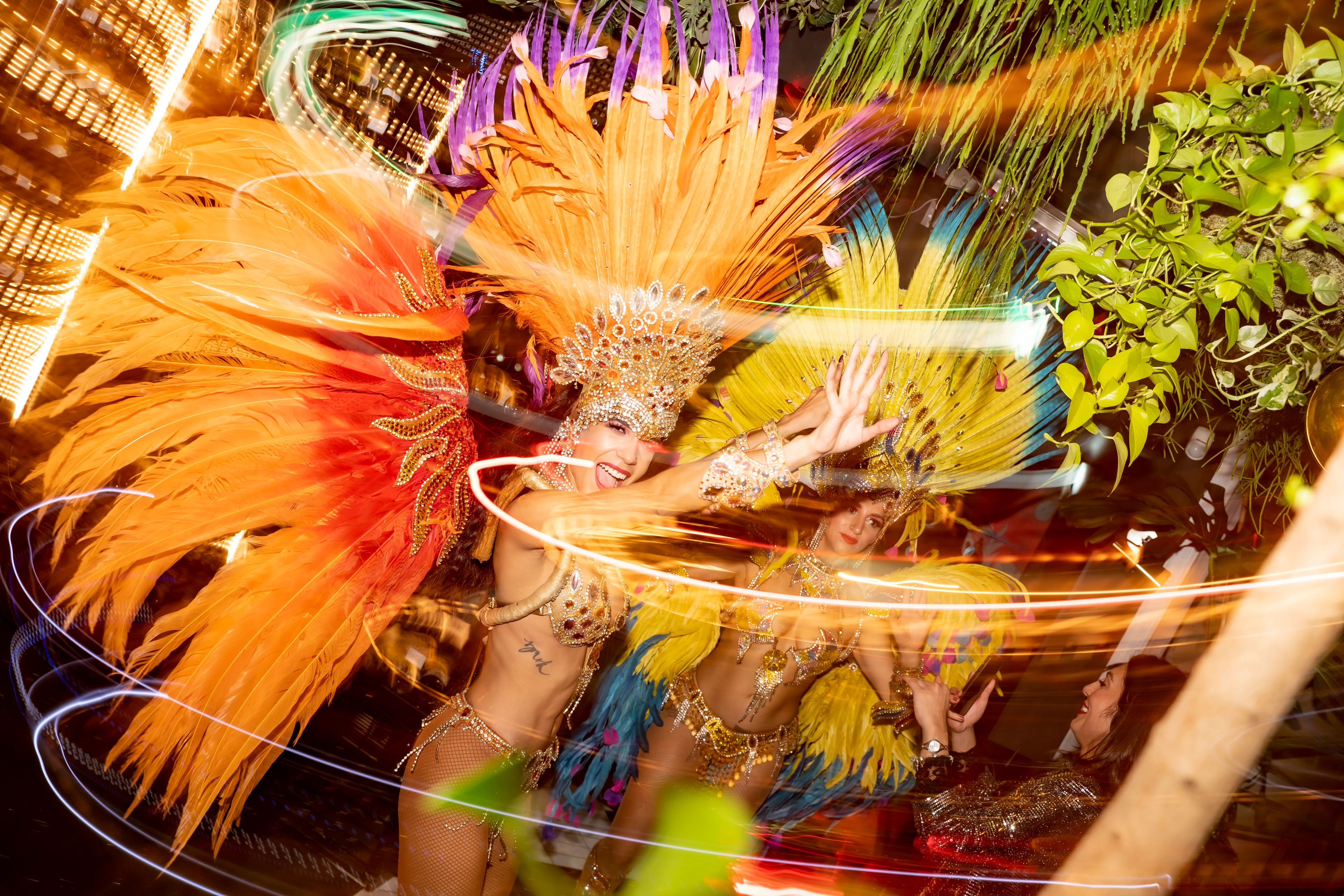 Samba dancer at SUSHISAMBA Covent Garden